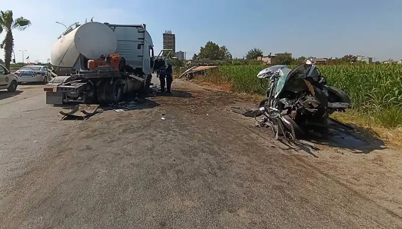Adana'da Tankerle Otomobil Çarpıştı: Feci Kaza Ayrıntıları
